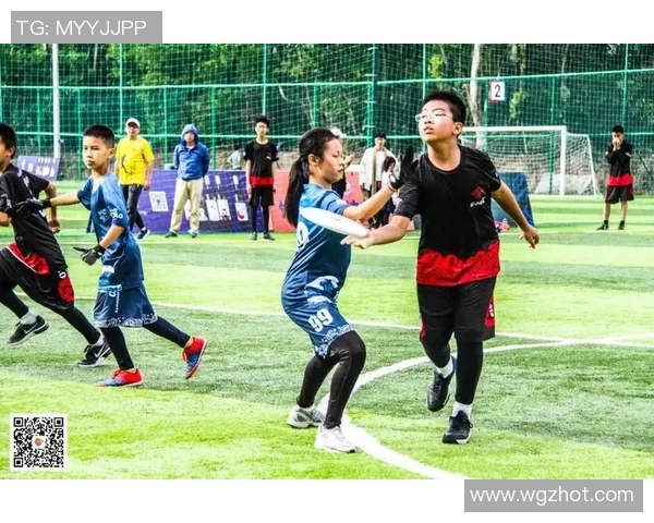 飞盘飞翔的梦想广州飞盘队在极限运动联赛中的成长与蜕变